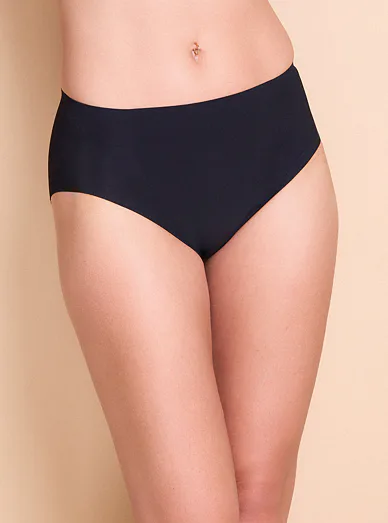 Stahovací bezešvé kalhotky Cotonella - černá